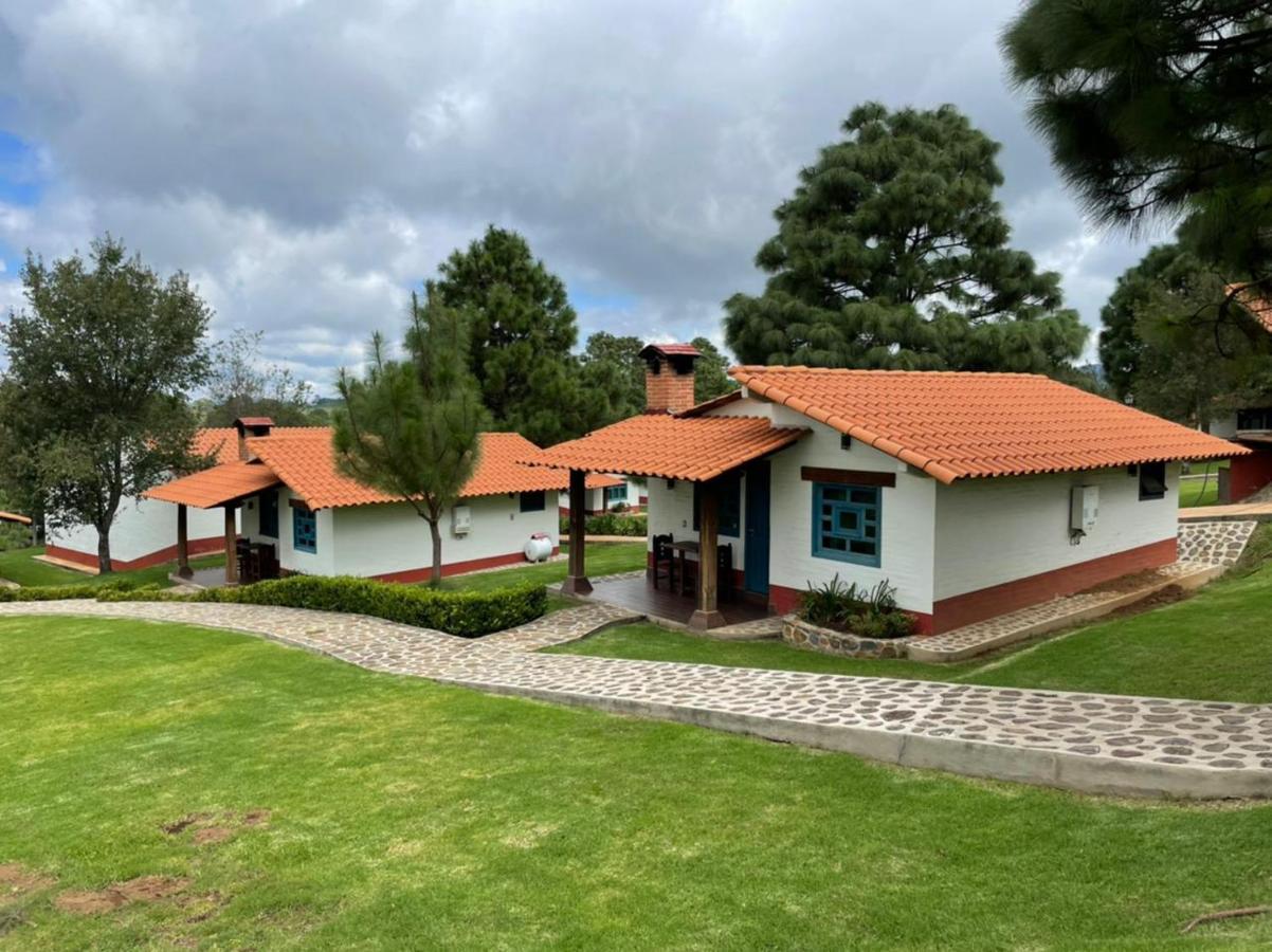 Cabanas Mazzatl Jacuzzy Mazamitla Buitenkant foto